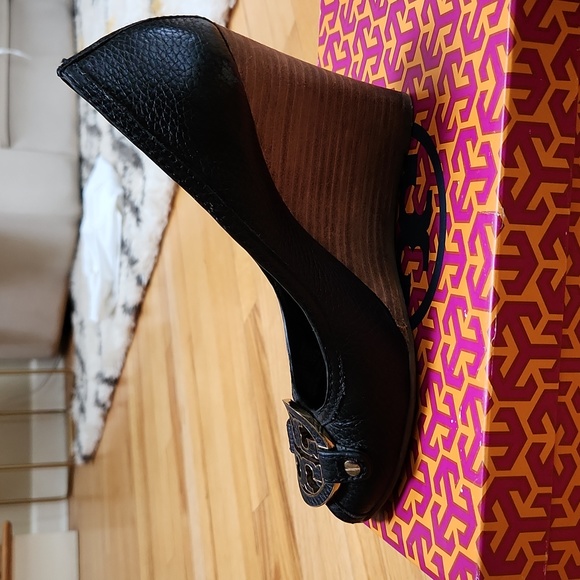 Tory Burch Amanda High Open Toe Wedge Tumbled leather - Picture 2 of 4